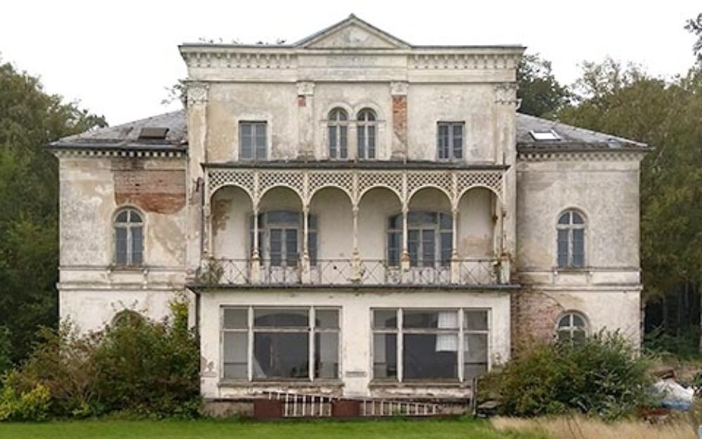 Hir villa hirsch 1711028423
